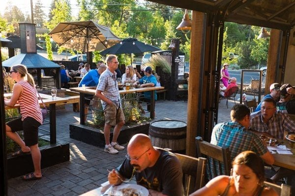 10 Barrell Brewery, a Bend westside staple, features multiple outdoor gathering areas.