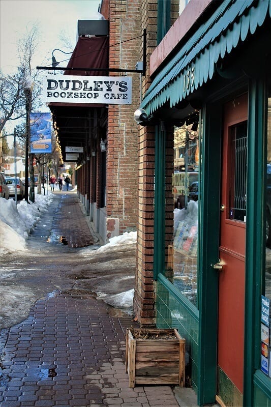 Dudleys-Bend-Oregon-Coffee-Hot Cocoa-Photo by Danielle Meyers