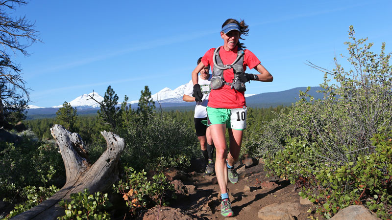 Runners on a trail in Central Oregon