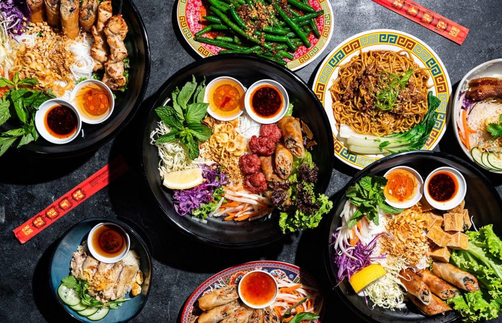 full table at jia asian street kitchen in bend