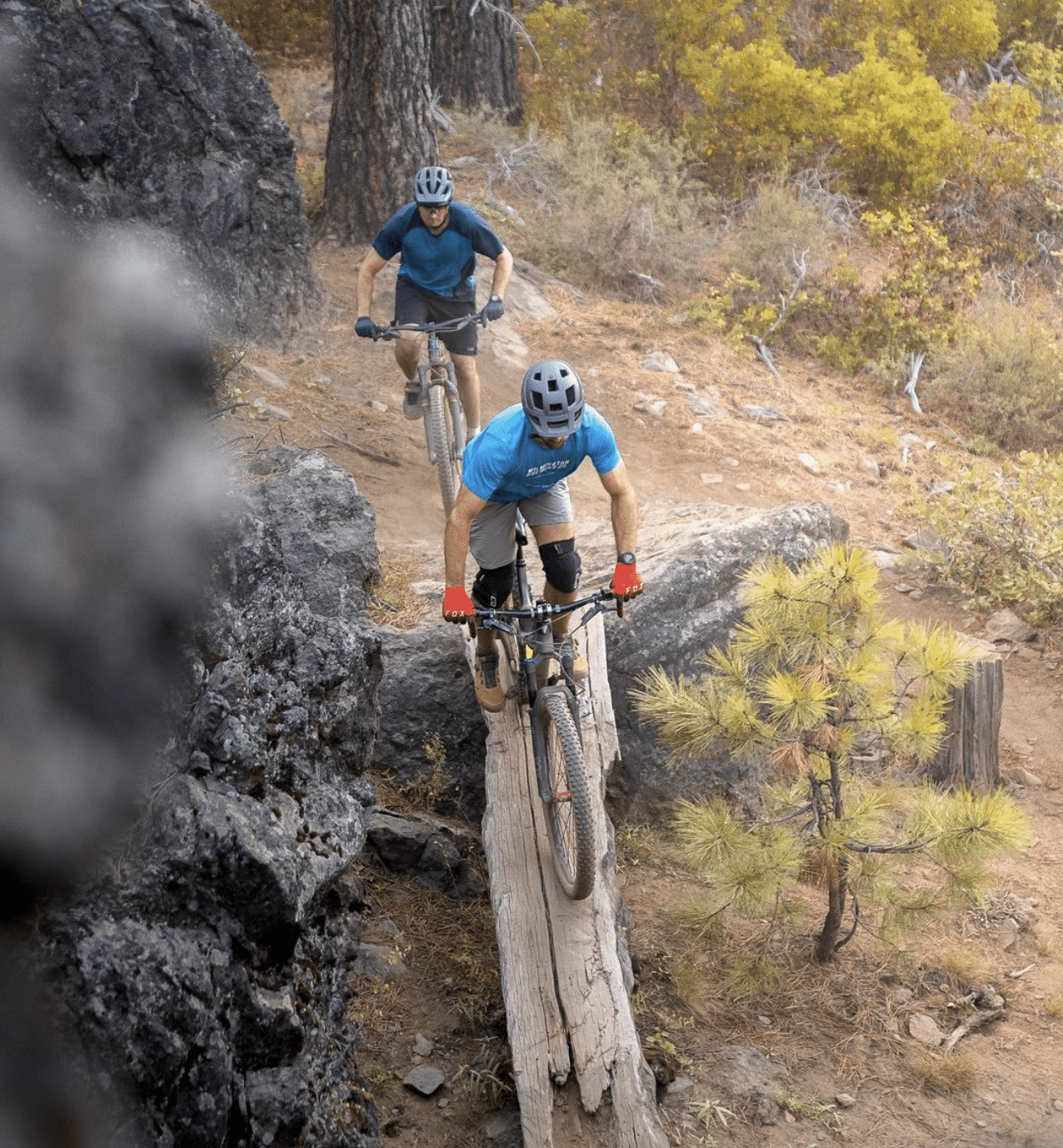Two mountain bikers on Phils Trail in Bend Oregon