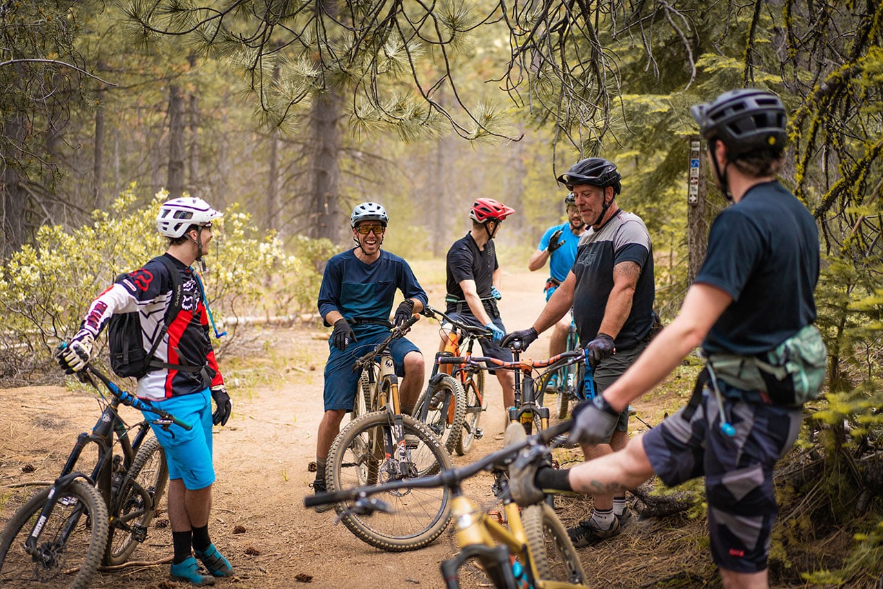 Group of mountain bikers riding Tiddlywinks Trail in Bend