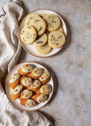 pressed flour cookies by the Flourist