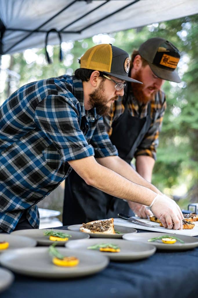 Luckey's Woodman Plating dinner