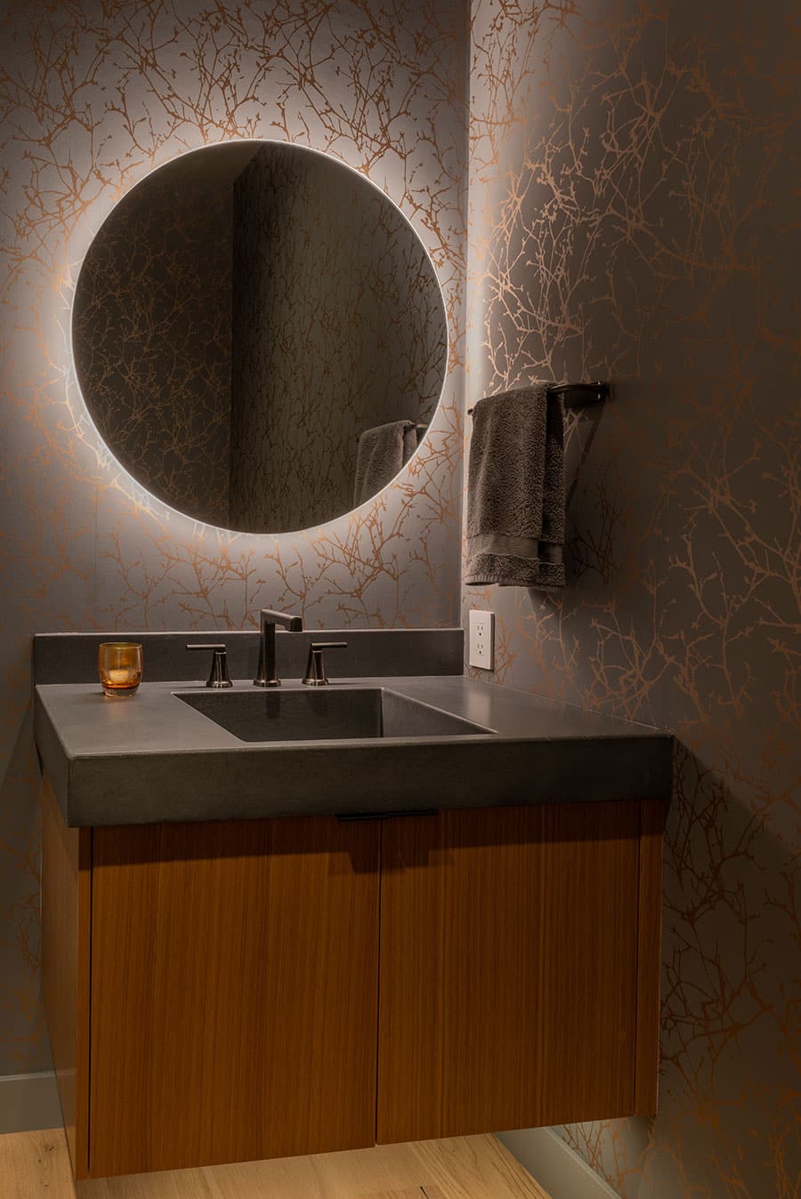 backlit bathroom mirror