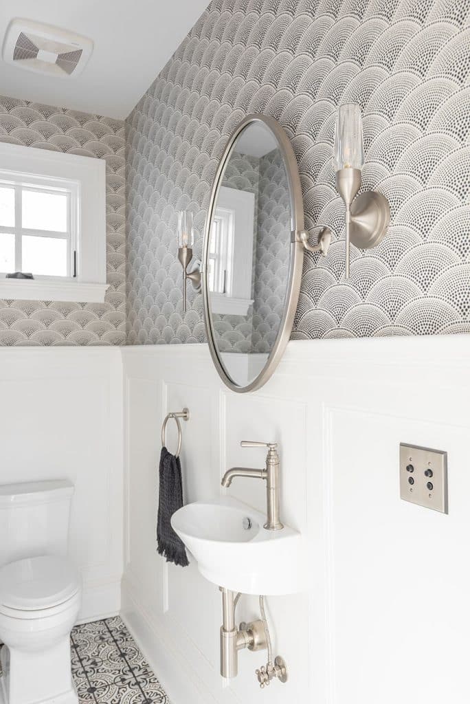 The McCann House bathroom
