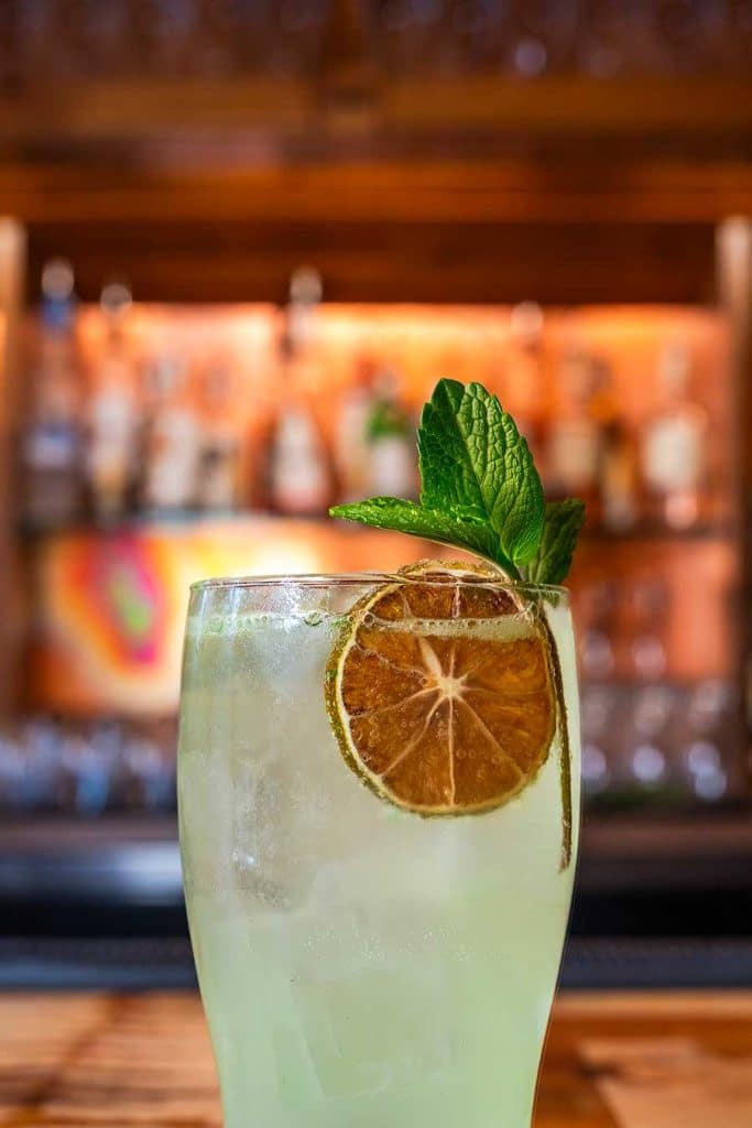 HOST SUPPER CLUB Cocktail