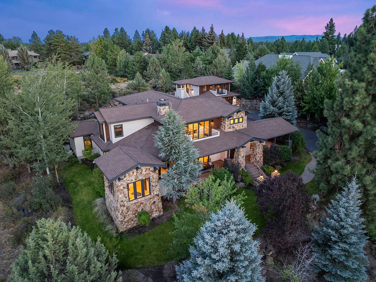 61454 Cultus Lake Court in Bend for sale