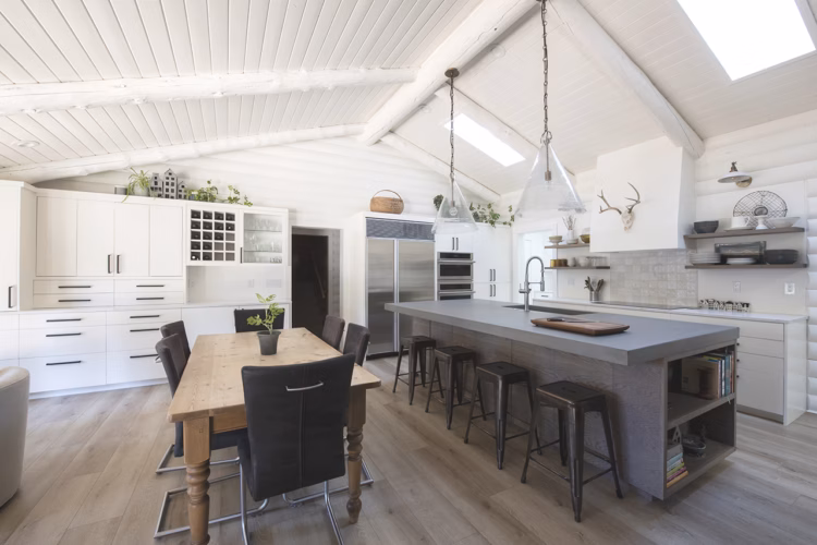 A Deschutes River Log Cabin Gets a Bright, Scandinavian-Inspired Update