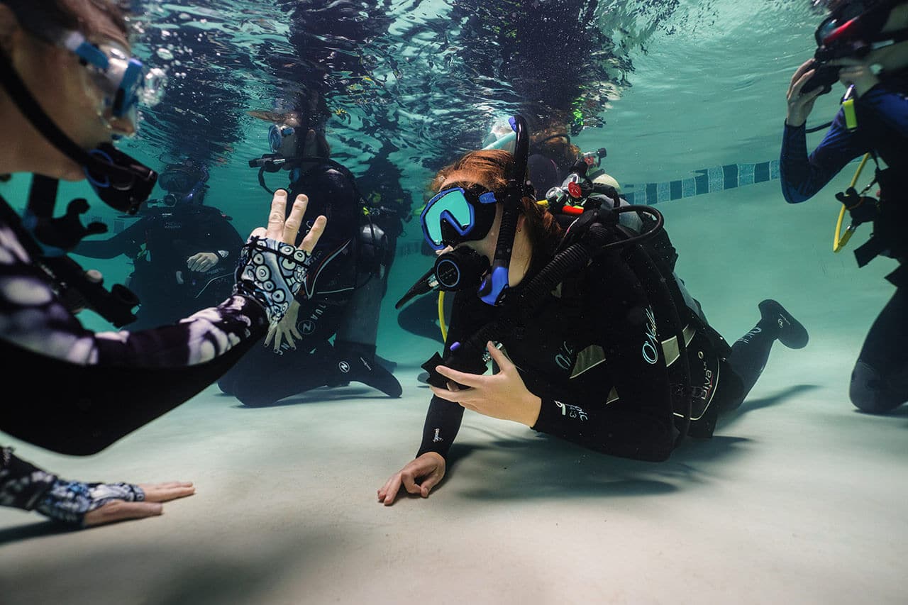 Central Oregon Diving Class Underwater