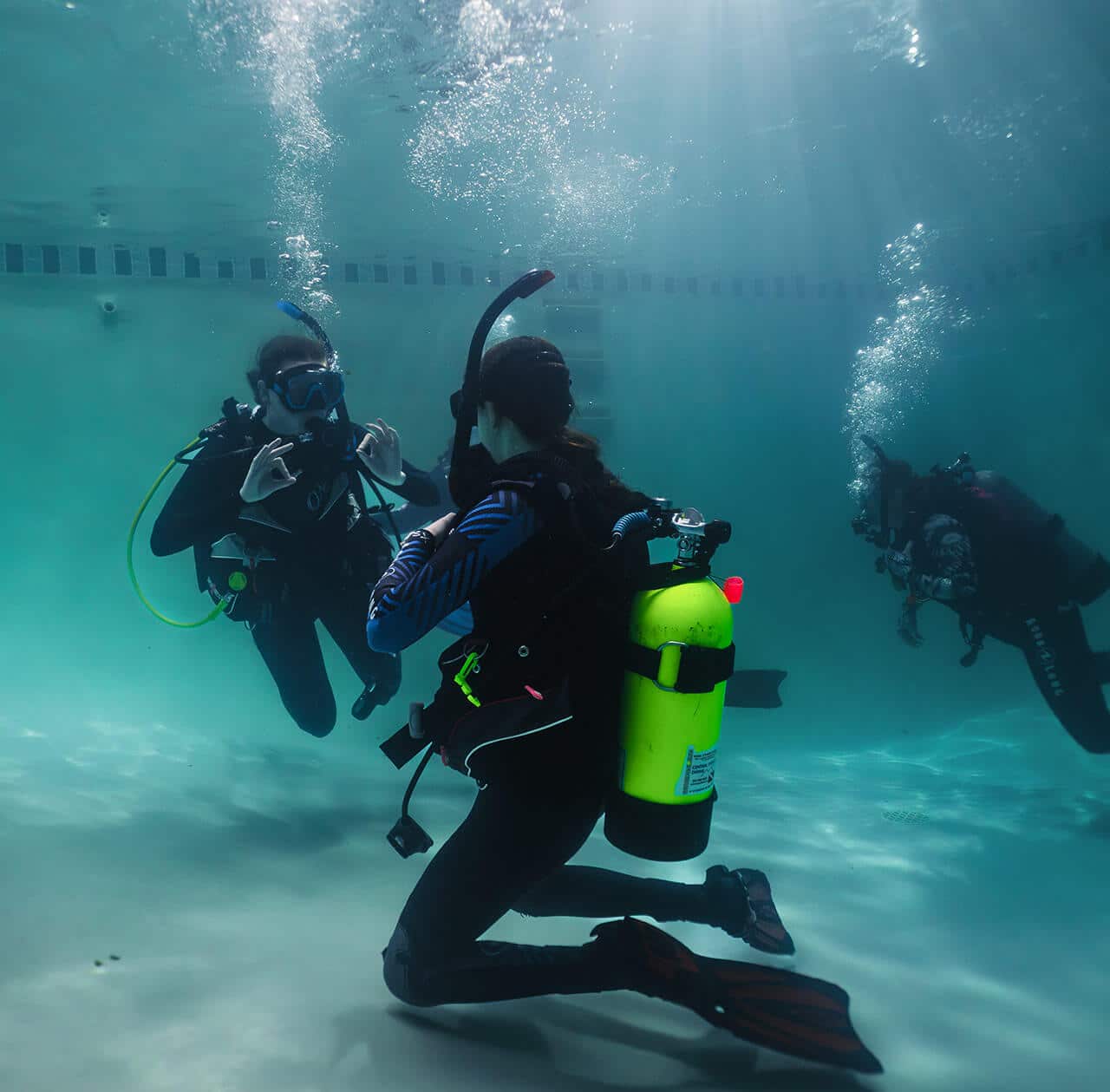 Practical learning underwater in a Prineville pool with Central Oregon Diving