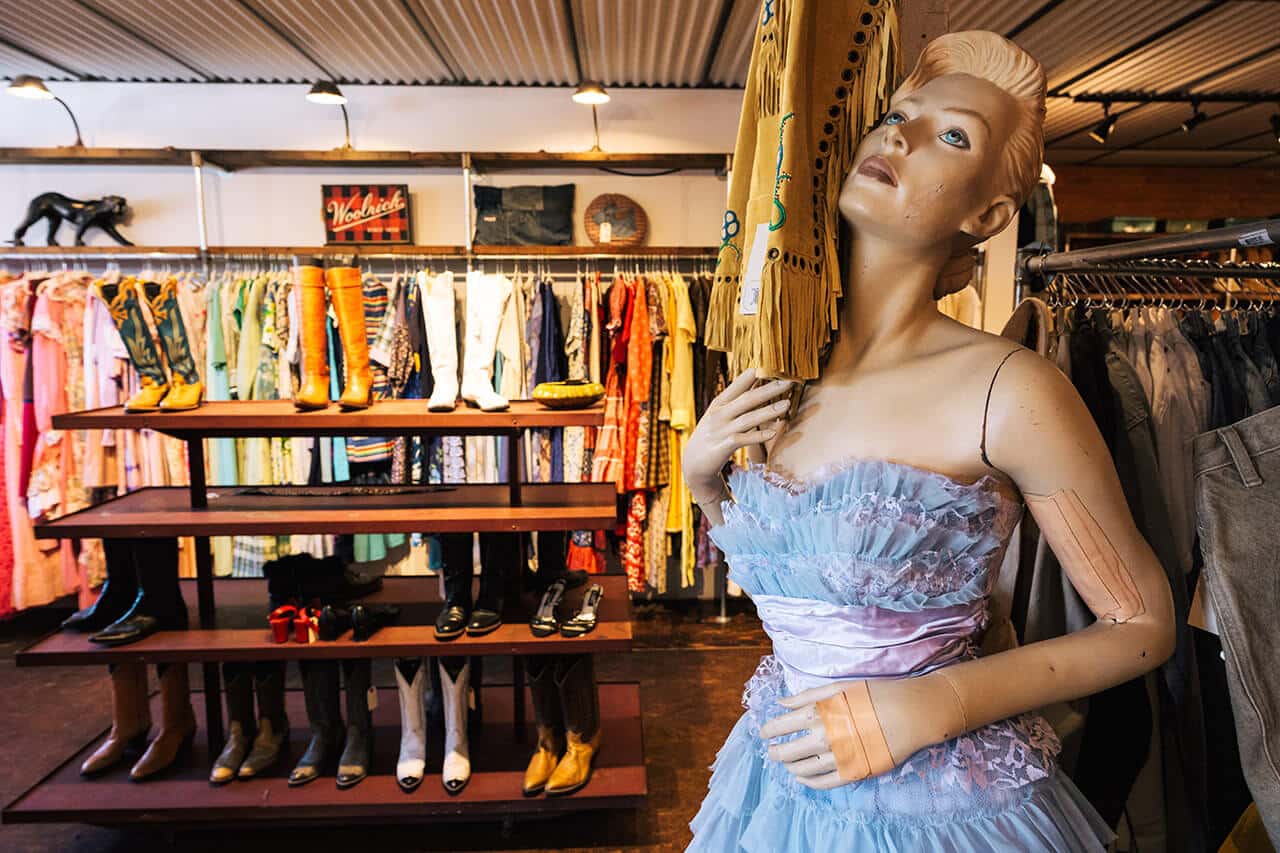 manequin in old boy vintage shop in bend